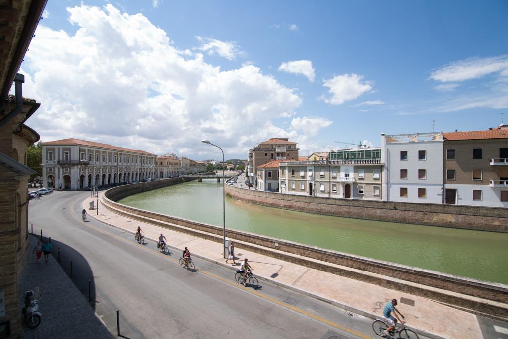 Al Foro Annonario Bed & Breakfast Senigallia Exterior foto