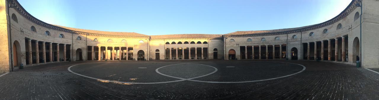 Al Foro Annonario Bed & Breakfast Senigallia Exterior foto